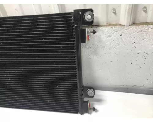 Mack AN (ANTHEM) Air Conditioner Condenser