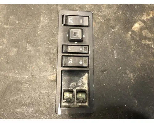 Mack AN (ANTHEM) Body, Misc. Parts