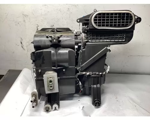 Mack AN (ANTHEM) Body, Misc. Parts