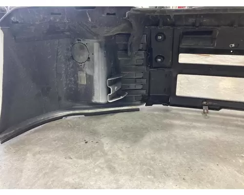Mack AN (ANTHEM) Bumper Assembly, Front
