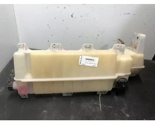 Mack AN (ANTHEM) Radiator Overflow Bottle  Surge Tank