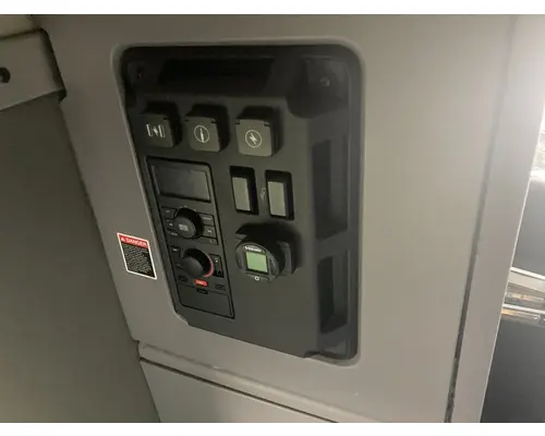 Mack AN (ANTHEM) Sleeper Controls
