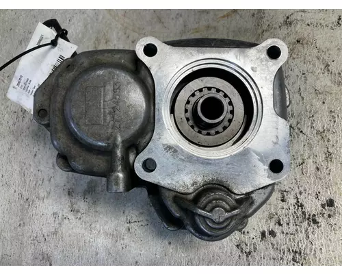 Mack ATO2612F PTO