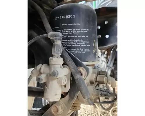 Mack Anthem Air Drier