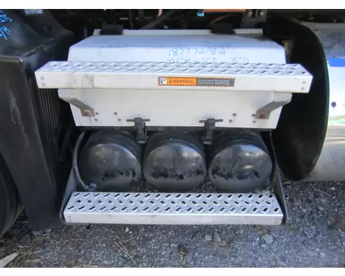 Battery Box MACK ANTHEM LKQ Heavy Truck Maryland