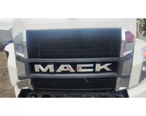 Mack Anthem Grille