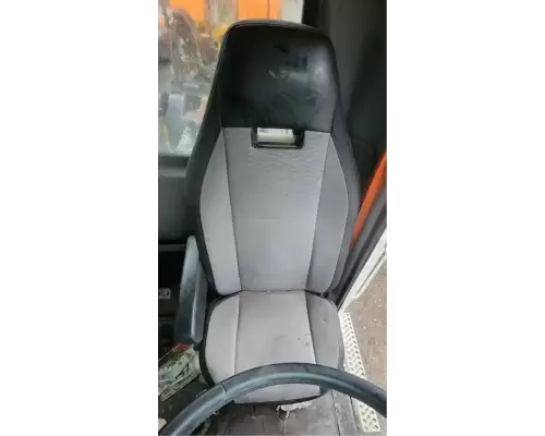 Mack Anthem Seat, Front