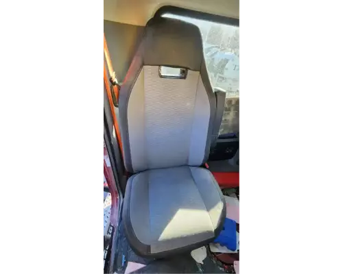 Mack Anthem Seat, Front