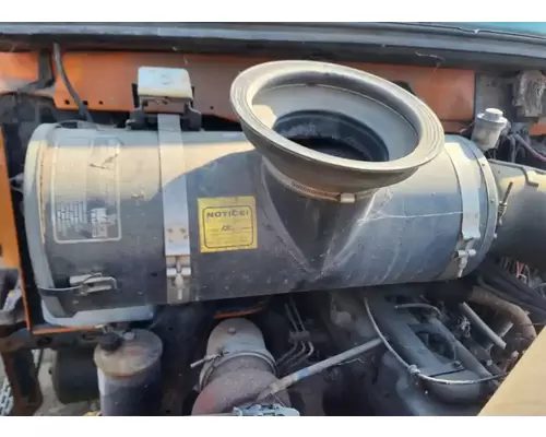 Mack CH612 Air Cleaner