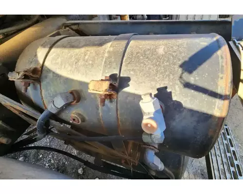 Mack CH612 Air Tank