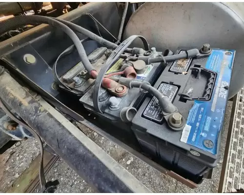 Mack CH612 Battery Box