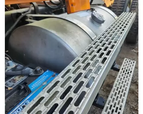 Mack CH612 Fuel Tank