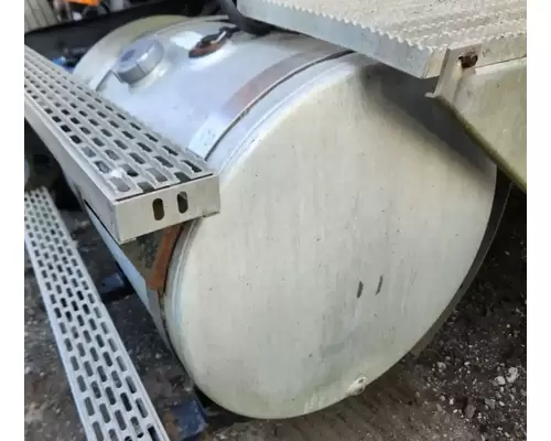 Mack CH612 Fuel Tank