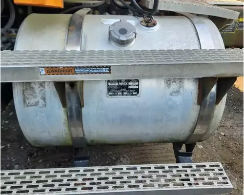 Mack CH612 Fuel Tank