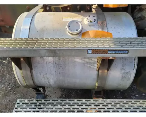 Mack CH612 Fuel Tank