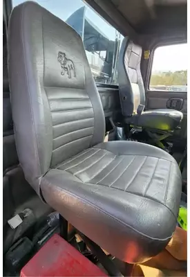 Mack CH612 Seat, Front