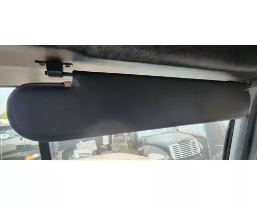 Mack CH612 Sun Visor (External)