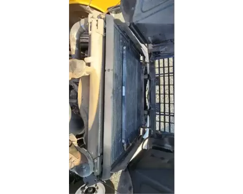 Mack CH613 Air Conditioner Condenser