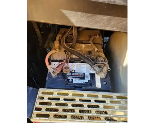 Mack CH613 Battery Box