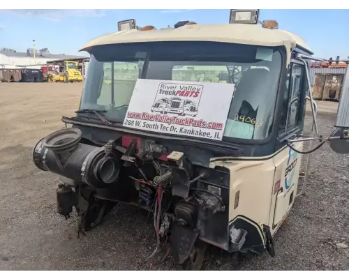 Mack CH613 Cab