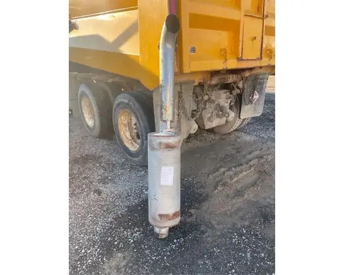 Mack CH613 Exhaust Pipe