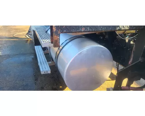 Mack CH613 Fuel Tank