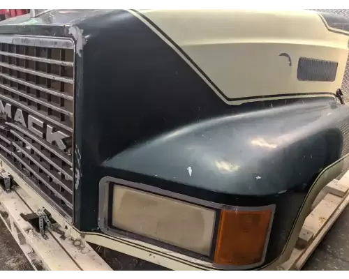 Mack CH613 Hood