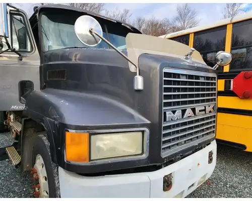 Mack CH613 Hood