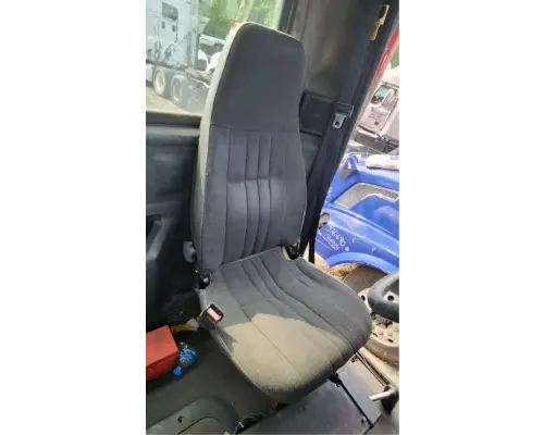 Mack CH613 Seat, Front