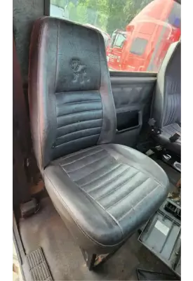 Mack CH613 Seat, Front