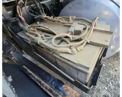 Mack CHN613 Battery Box