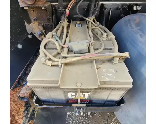 Mack CHN613 Battery Box