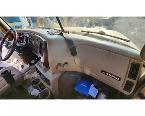 Mack CHN613 Dash Assembly