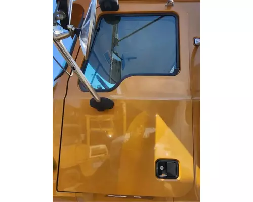 Mack CHN613 Door Assembly, Front