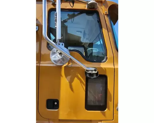 Mack CHN613 Door Assembly, Front