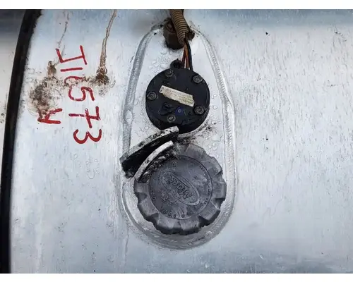 Mack CHN613 Fuel Tank