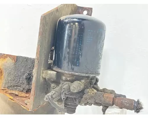 Mack CHU613 Air Drier