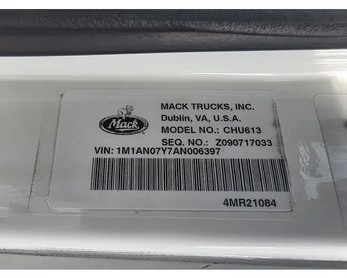 Mack CHU613 Complete Vehicle