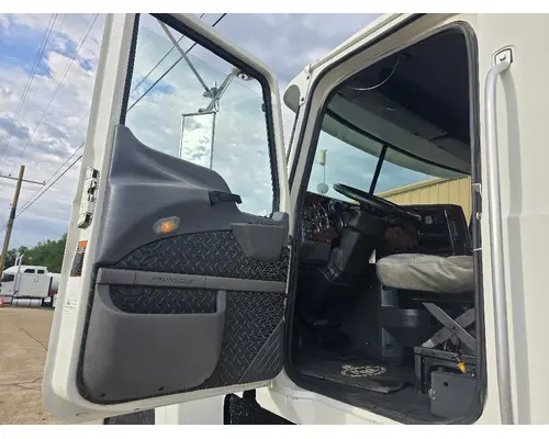 Mack CHU613 Complete Vehicle