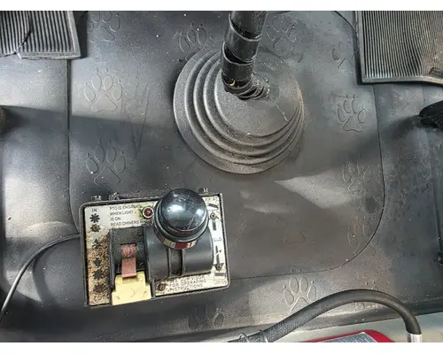 Mack CHU613 Complete Vehicle