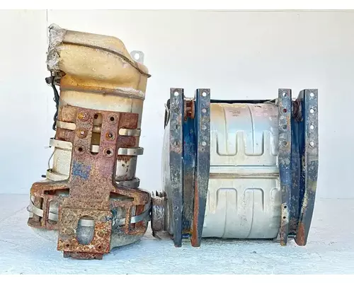 Mack CHU613 DPF (Diesel Particulate Filter)