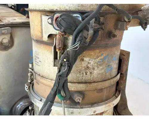 Mack CHU613 DPF (Diesel Particulate Filter)