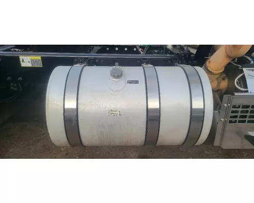 Mack CHU613 Fuel Tank