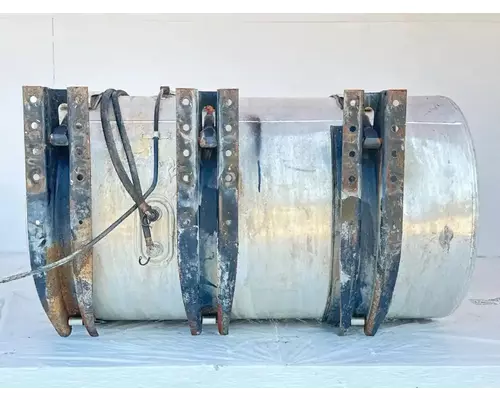 Mack CHU613 Fuel Tank