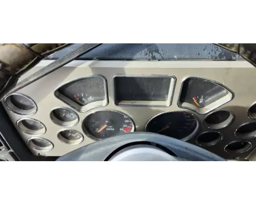 Mack CHU613 Instrument Cluster