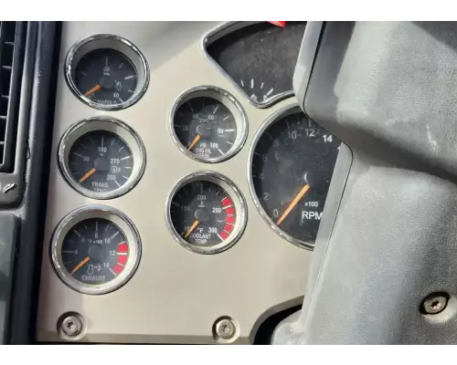 Mack CHU613 Instrument Cluster