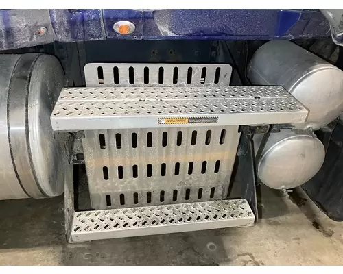 Mack CHU Engine Brackets, Misc.