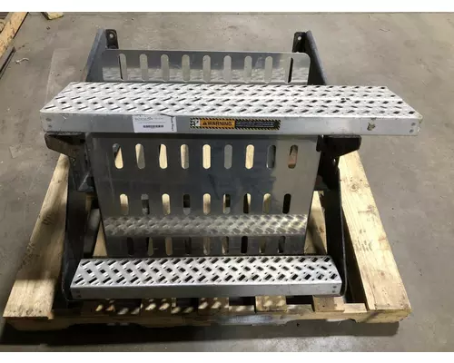Mack CHU Engine Brackets, Misc.