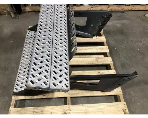 Mack CHU Engine Brackets, Misc.