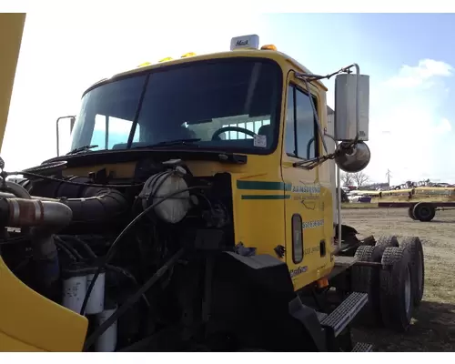 Mack CH Cab Assembly